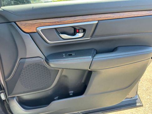 Used 2022 Honda CR-V Touring image 21