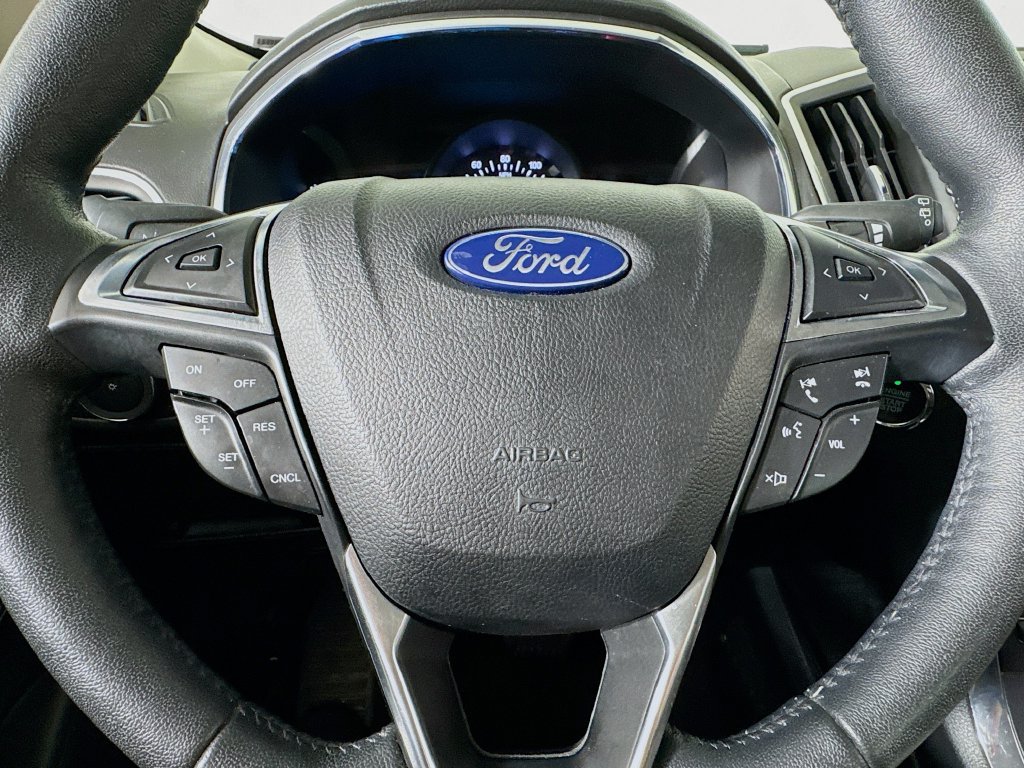 Used 2020 Ford Edge Titanium w/ Cargo Accessory Package FWD image 37