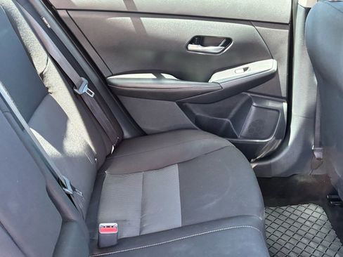 Used 2021 Nissan Sentra SV FWD image 11