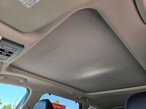 Certified 2021 Nissan Rogue SL FWD image 11