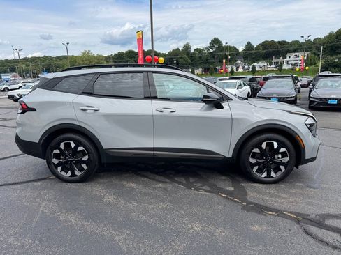 Used 2023 Kia Sportage X-Line w/ X-Line Premium Package AWD/4WD image 4