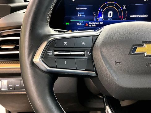 Used 2024 Chevrolet Traverse LT image 44