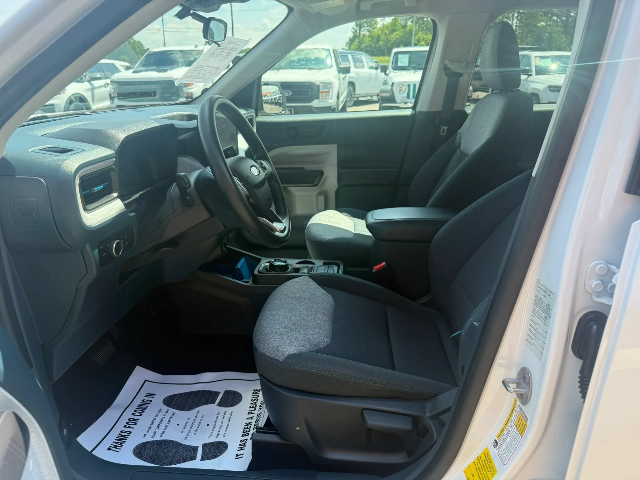 Used 2025 Ford Maverick XLT w/ Equipment Group 302A AWD/4WD image 7