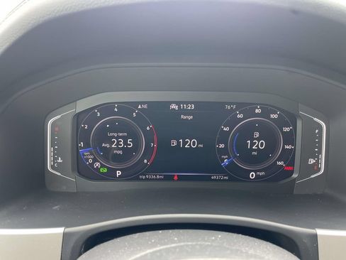 Certified 2023 Volkswagen Atlas SE FWD image 23