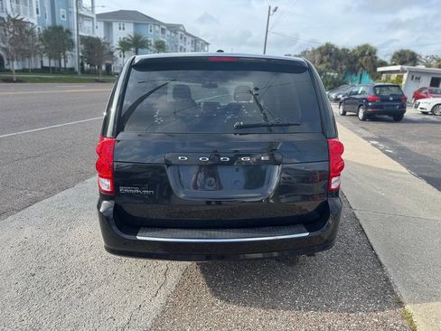 Used 2013 Dodge Grand Caravan American Value Package w/ UConnect Hands-Free Group image 7