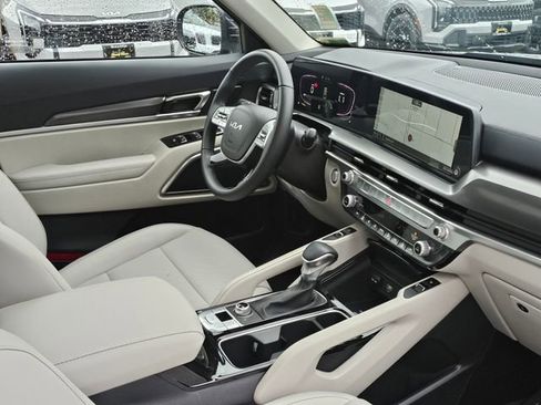 New 2025 Kia Telluride S AWD/4WD image 10