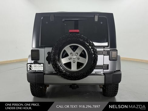 Used 2015 Jeep Wrangler Sport AWD/4WD image 7