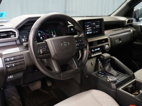 Used 2025 Toyota Tacoma SR5 AWD/4WD image 14