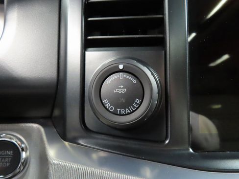 Used 2025 Ford F350 Platinum w/ Platinum Plus Package image 69