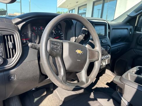 Used 2024 Chevrolet Silverado 2500 Custom w/ Custom Value Package AWD/4WD image 4