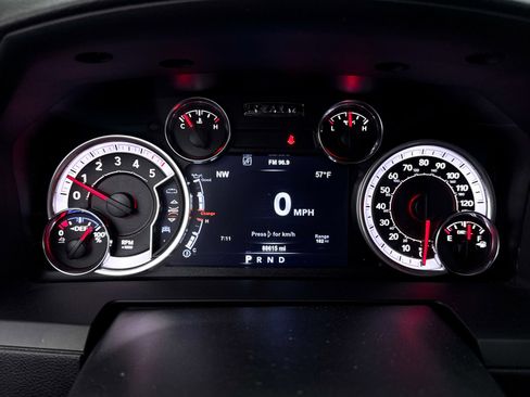 Used 2017 RAM 1500 Laramie w/ Convenience Group image 32