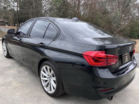 Used 2018 BMW 320i Sedan image 8