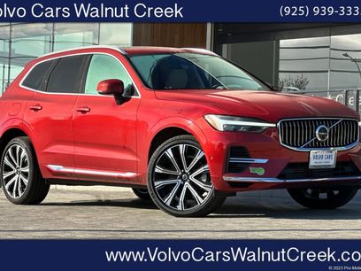 Certified 2023 Volvo XC60 T8 Ultimate w/ Climate Package