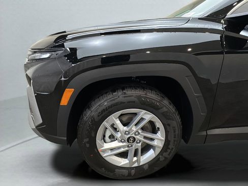 New 2026 Hyundai Tucson SE image 3