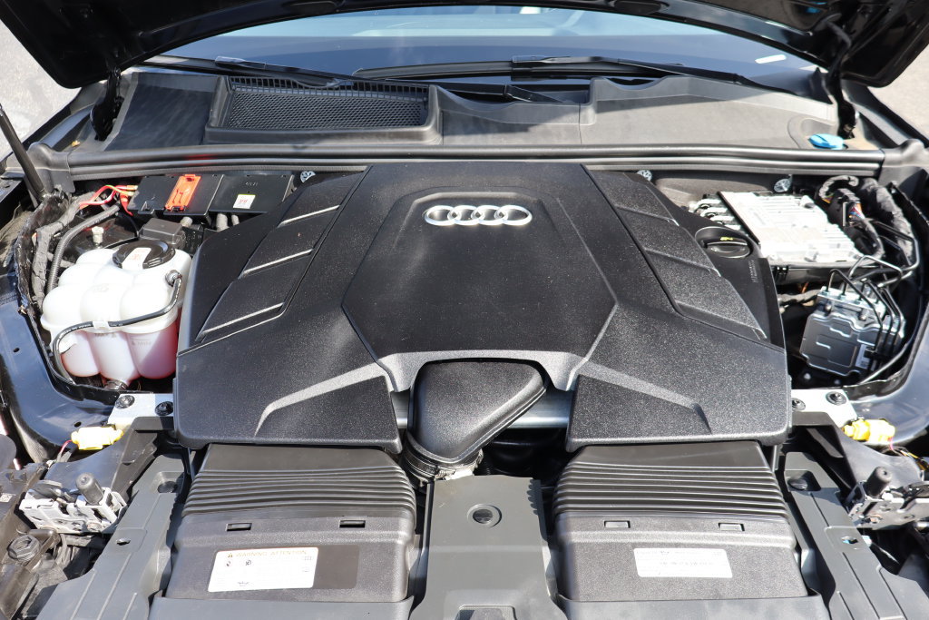 Used 2024 Audi Q7 3.0T Premium Plus AWD/4WD image 36