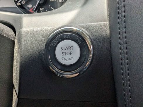 Used 2022 Nissan Armada SV w/ SV Appearance Package RWD image 31