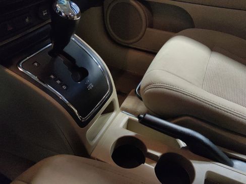 Used 2014 Jeep Patriot Latitude AWD/4WD image 26