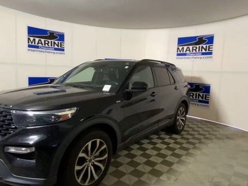 Used 2022 Ford Explorer ST-Line image 6