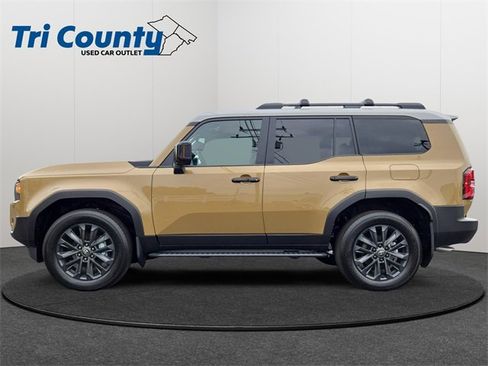 Used 2025 Toyota Land Cruiser w/ Premium Package image 4