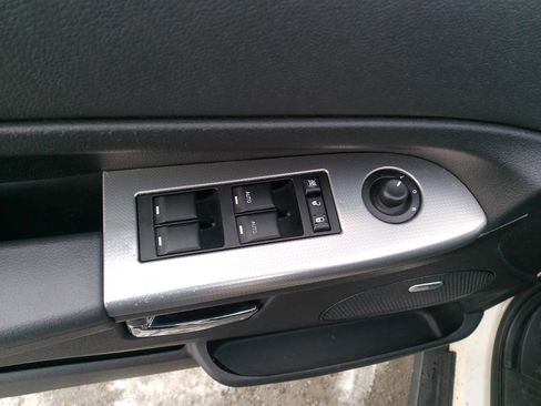 Used 2009 Jeep Grand Cherokee Laredo w/ Popular Equipment Group image 40