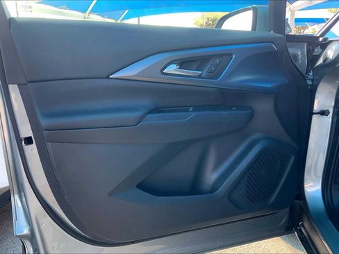 New 2026 Chevrolet Equinox EV LT AWD/4WD image 10