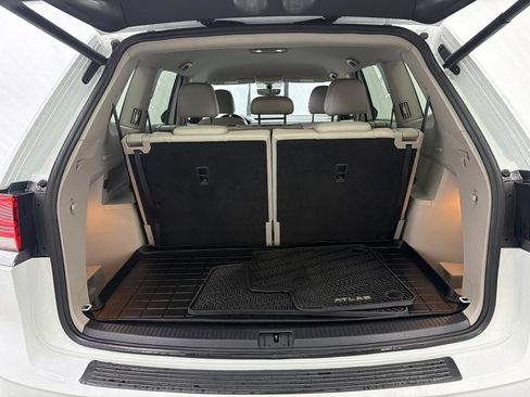 Used 2021 Volkswagen Atlas SE FWD image 19