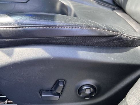 Used 2018 Jeep Cherokee Limited image 17