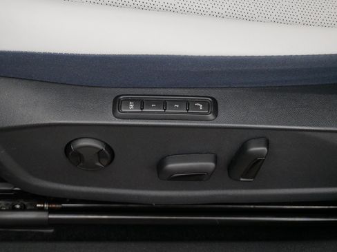 Certified 2023 Volkswagen ID.4 Pro S AWD/4WD image 20