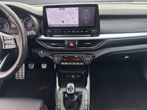Used 2022 Kia Forte GT image 20