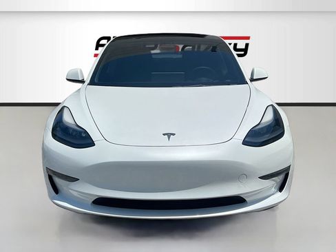 Used 2023 Tesla Model 3 Standard Range RWD image 2