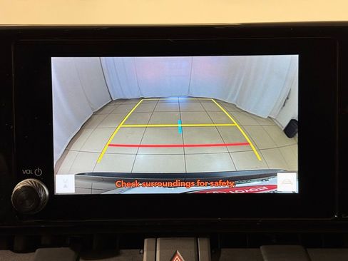 Certified 2025 Toyota RAV4 LE image 27