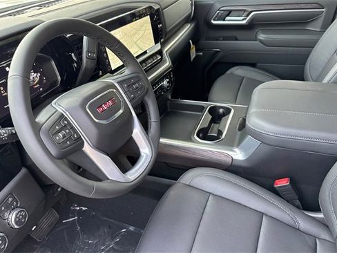 New 2026 GMC Sierra 2500 SLT w/ SLT Premium Package image 10