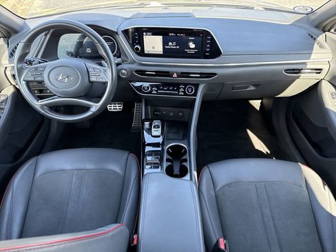 Used 2021 Hyundai Sonata SEL Plus w/ Tech Package image 12