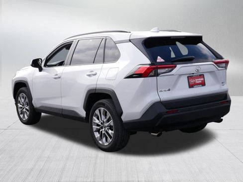 Certified 2025 Toyota RAV4 XLE Premium image 5