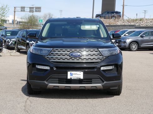 Used 2020 Ford Explorer Limited AWD/4WD image 3