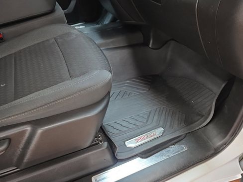 Used 2023 Chevrolet Silverado 2500 LT image 14