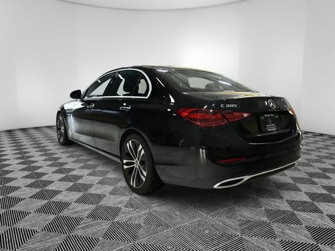 Used 2022 Mercedes-Benz C 300 4MATIC Sedan image 3