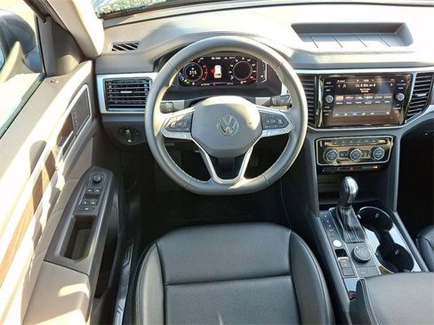 Used 2022 Volkswagen Atlas SE image 21
