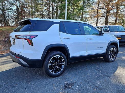 New 2026 Chevrolet Equinox LT image 5