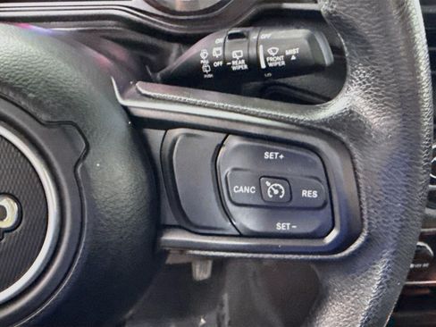Used 2024 Jeep Wrangler Unlimited Sport AWD/4WD image 15