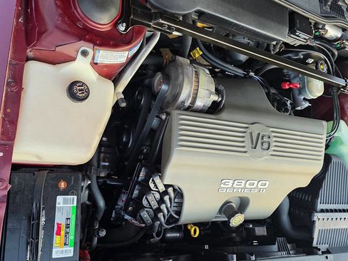 Used 1999 Buick Le Sabre Custom image 52