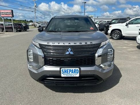 Used 2023 Mitsubishi Outlander SEL Black Edition AWD/4WD image 2