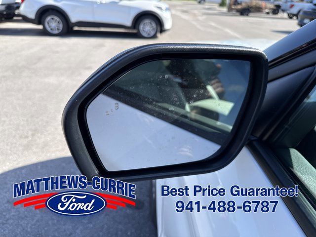 New 2026 Ford Explorer Active w/ Active Comfort Package RWD image 8
