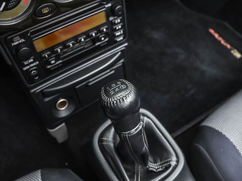 Used 2001 Toyota MR2 image 16