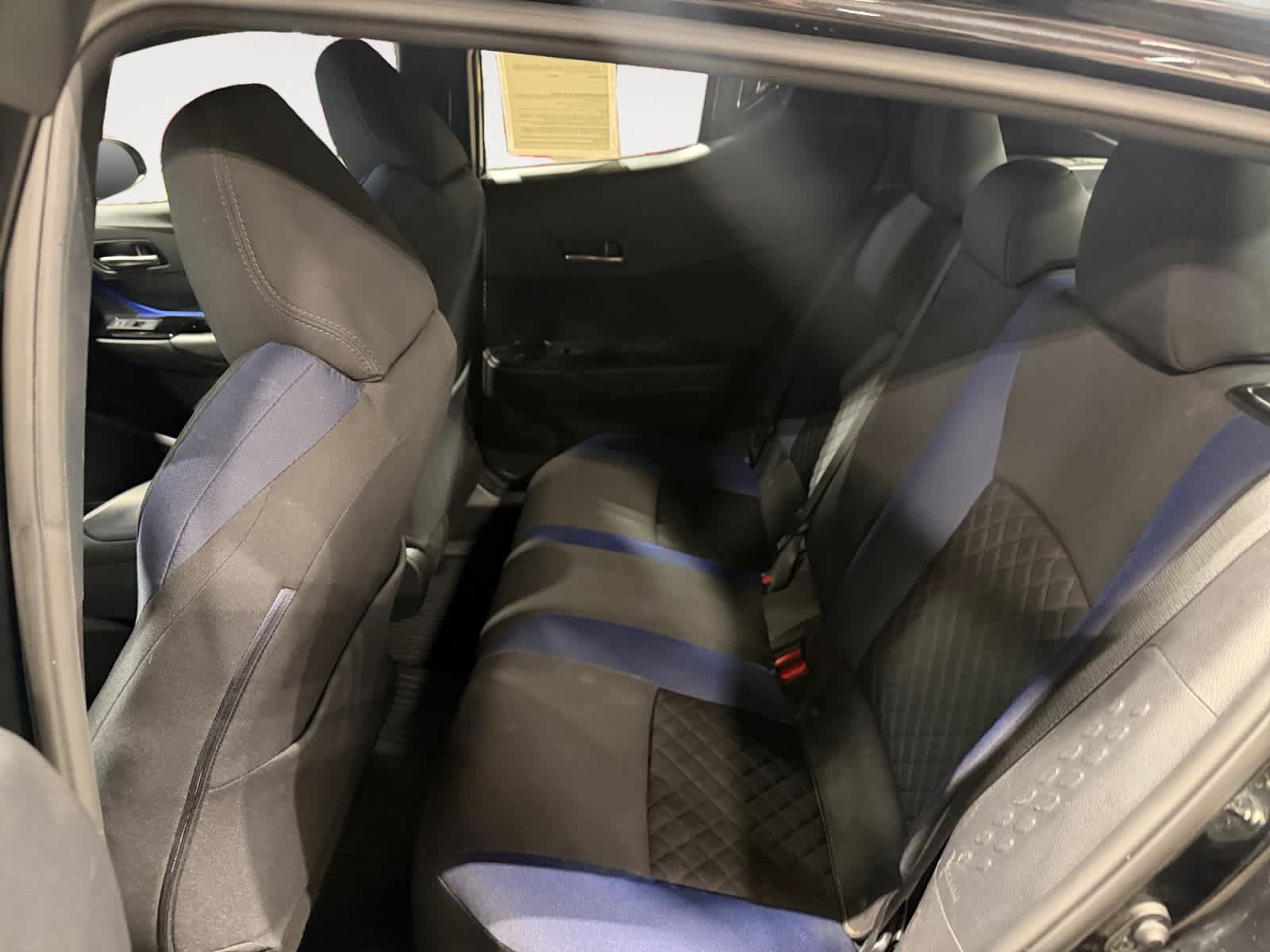 Used 2021 Toyota C-HR XLE FWD image 14