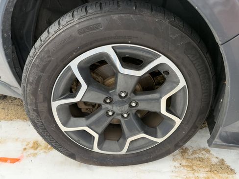 Used 2013 Subaru Crosstrek 2.0i Limited image 11