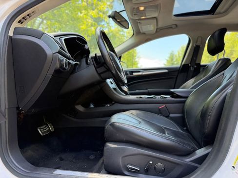 Used 2014 Ford Fusion Titanium FWD image 23