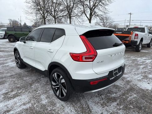 Used 2024 Volvo XC40 B5 Plus w/ Protection Package Premier image 6