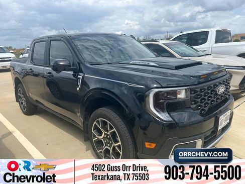 Used 2025 Ford Maverick Lariat w/ 4K Tow Package image 1