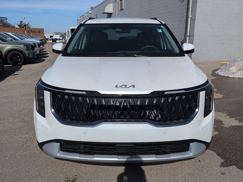 New 2026 Kia Carnival EX image 3